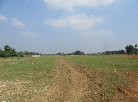 Open Plots for Sale With EMI Facility Near Yerpedu to Venkatagiri Highway